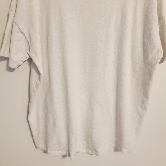 Offline by Aerie | Women's Unstoppable Oversized "Heart Eyes" Tee (Size Large) - Picture 9 of 11